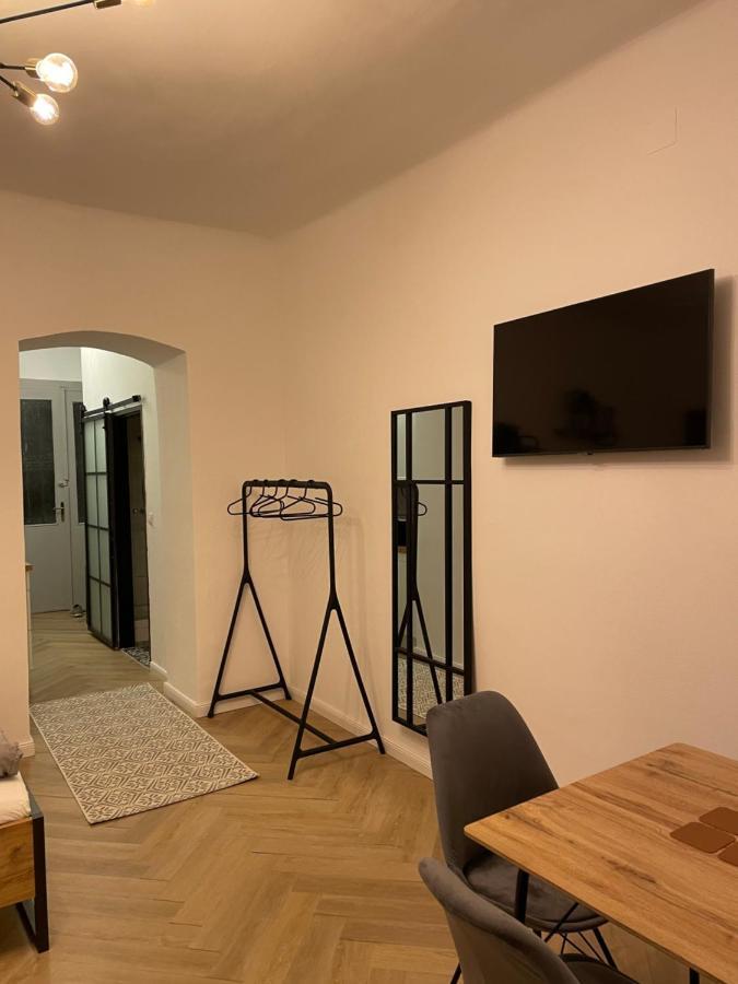 Trendy Apartment Near Schloss Schonbrunn ウィーン エクステリア 写真